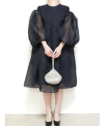 CECILIE BAHNSEN | Cecilie Bahnsen（セシリーバンセン）  オープンショルダークロッケドレス（ネイビー/サイズUK8）(ドレス)