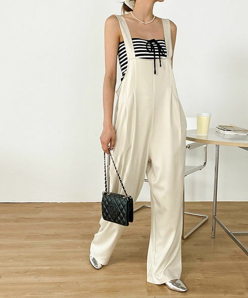 DHOLIC（ディーホリック）の「タックワイドオールインワン（サロペット/オーバーオール・レディース・ブラック/ホワイト・FREE）」の2枚目の写真