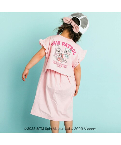 SLAP SLIP(スラップスリップ)の「【PAW PATROL(パウ・パトロール)×SLAP SLIP】袖フリルバックプリント半袖ワンピース(80~130cm)(ワンピース・キッズ・ピンク/ホワイト・110)」の1枚目の写真