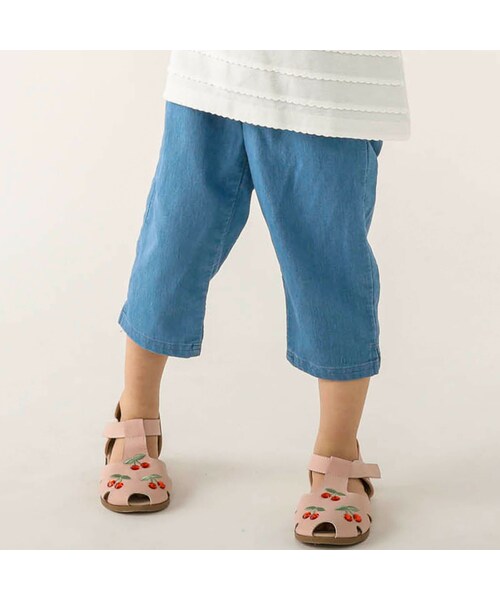 SLAP SLIP（スラップスリップ）の「チェリー刺しゅうサラっと快適デニムパンツ(80~130cm)（デニムパンツ・キッズ・その他/ブルー・110）」の2枚目の写真