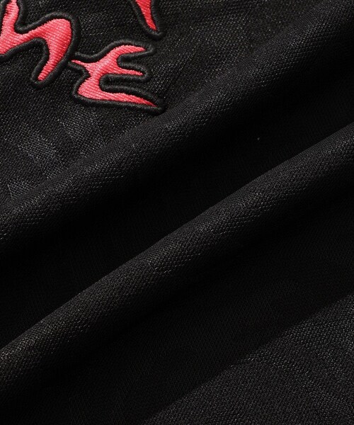 ADAM ET ROPE'（アダムエロペ）の「【YESEYESEE/イエスアイシー】Y.E.S Jacquard Football tee（ポロシャツ・メンズ・ブラック/ブルー・L/M）」の18枚目の写真