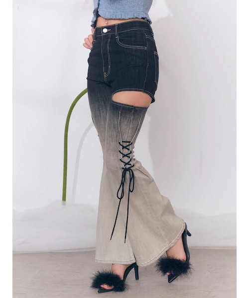 EATME（イートミー）の「サイドレースアップカットアウトデニムパンツ（デニムパンツ・レディース・アイスブルー/ミックス・S/M）」の7枚目の写真