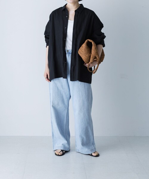 かぐれ（カグレ）の「リネンレギュラーボックスシャツ（シャツ/ブラウス・レディース・OFF/YELLOW/BLACK・Free）」の16枚目の写真