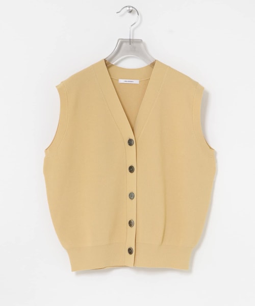 URBAN RESEARCH（アーバンリサーチ）の「片畦ニットベスト（ベスト・レディース・BLACK/BEIGE/PINK・Free）」の2枚目の写真