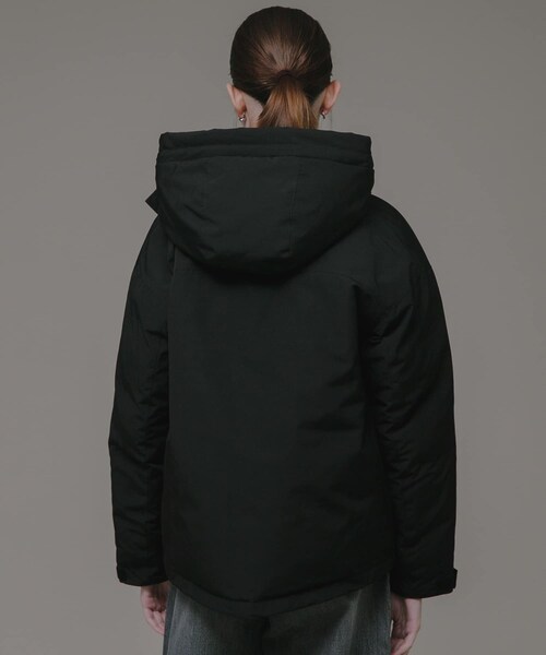 フーディーダウンジャケット
