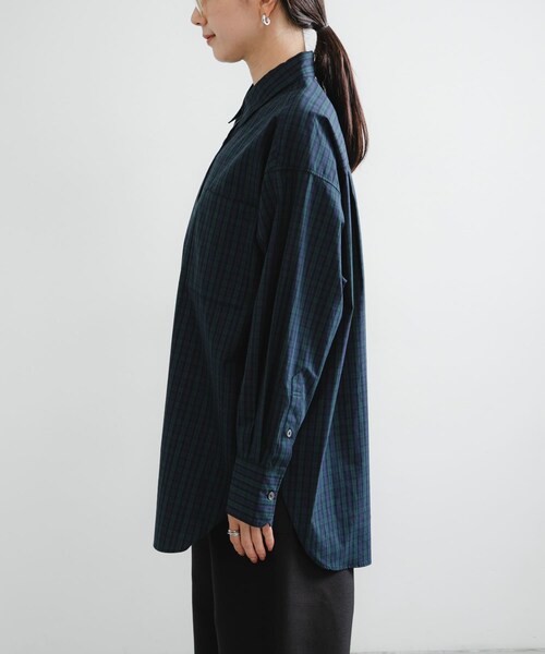 URBAN RESEARCH(アーバンリサーチ)の「new basic BROAD BIG SHIRTS(シャツ/ブラウス・レディース・BLUE/CHECK・FREE)」の17枚目の写真