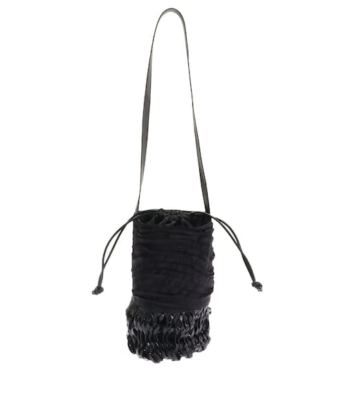 UN3D.（アンスリード）の「STRATUM BAG（ショルダーバッグ・レディース・グレー/ブラック・F）」の7枚目の写真