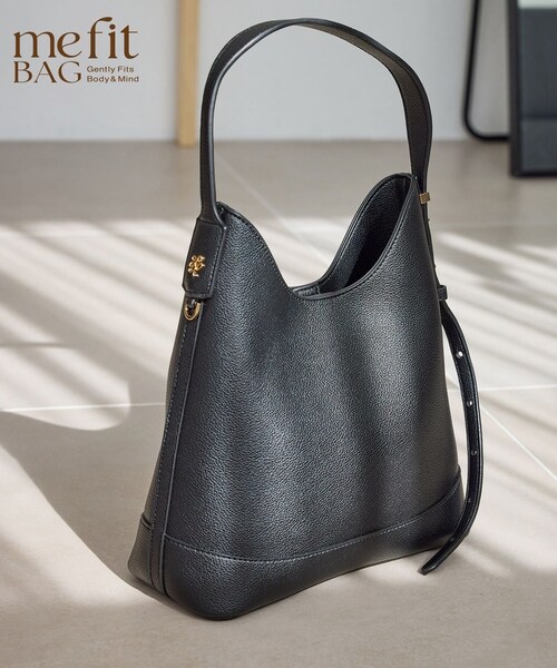 ROPE' PICNIC(ロペピクニック)の「me fit BAG フィットワンショルダーミドルバッグ(ショルダーバッグ・レディース・ブラック/キナリ系/ライトグリーン/オレンジ系・F)」の2枚目の写真