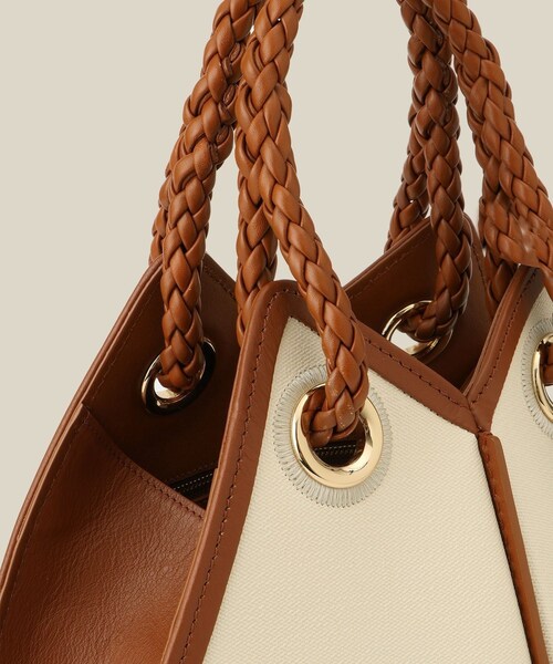 ROPE'（ロペ）の「【teau】navire（ナビーレ）HAND BAG Medium（ハンドバッグ・レディース・オフホワイト/ネイビー・F）」の18枚目の写真