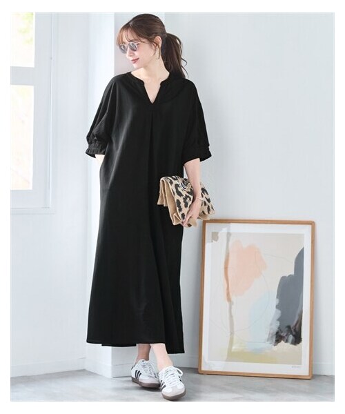 nissen（ニッセン）の「＜大きいサイズ＞美ラクRUタッチキーネックワンピース（接触冷感・抗菌防臭・UVカット・遮熱）（ワンピース・レディース・プラムブラウン/カーキグリーン/黒・L~LL/3L~4L/5L~6L/8L/10L）」の4枚目の写真