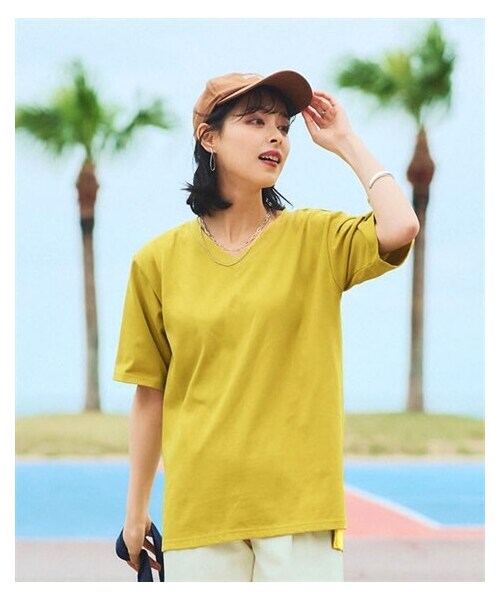 nissen（ニッセン）の「Vネック5分袖Tシャツ（Tシャツ/カットソー・レディース・黒/ネイビー/オフホワイト/グレイッシュモカ/モスカーキ/ロイヤルグリーン/スモークピンク/バーガンディ/アプリコット/ライムイエロー/グレイッシュブルー/ダークグリーン/ラズベリー・L/LL/3L/4L/5L/6L/8L/10L/S/M）」の10枚目の写真