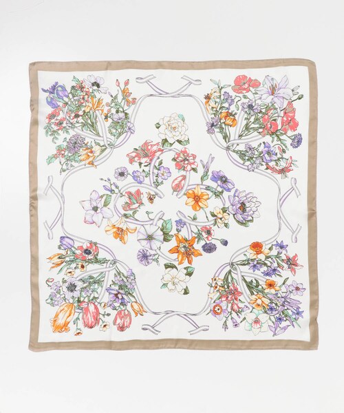 URBAN RESEARCH Sonny Label（アーバンリサーチサニーレーベル）の「大判フラワー柄スカーフ（バンダナ/スカーフ・レディース・ネイビー/ベージュ・one/One）」の4枚目の写真