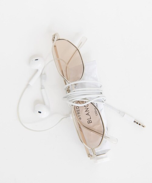 KBF（ケイビーエフ）の「メタルフレームサングラス（メガネ・レディース・BROWN/CLEAR・One）」の4枚目の写真