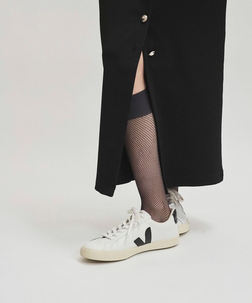 ADAM ET ROPE'（アダムエロペ）の「フィッシュネットハイソックス（ソックス/靴下・レディース・チャコール/キナリ系/ダークブラウン・F）」の12枚目の写真