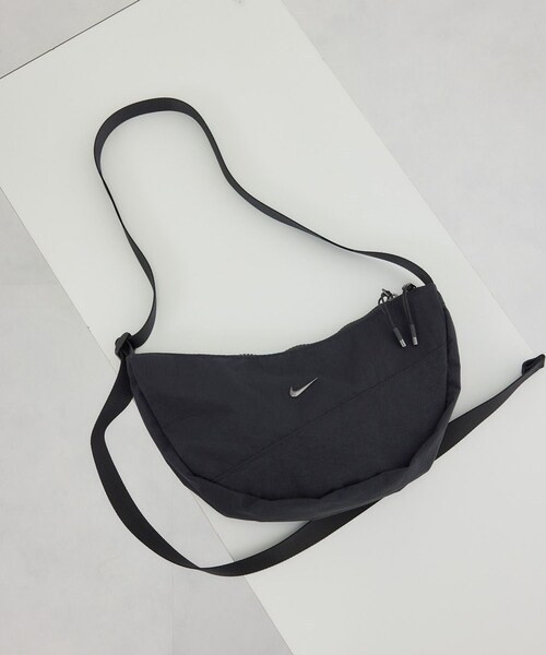 ROPE' PICNIC（ロペピクニック）の「【NIKE/ナイキ】オーラ CRESCENT クロスボディバッグ（ボディバッグ/ウエストポーチ・レディース・ブラック/ピンク系・F）」の15枚目の写真