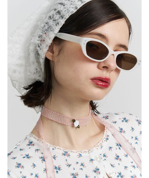 jouetie（ジュエティ）の「ローズレースリボンチョーカー（ネックレス・レディース・オフホワイト/ピンク/ネイビー・F）」の6枚目の写真