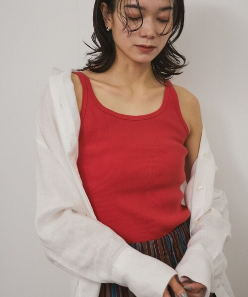 ADAM ET ROPE'(アダムエロペ)の「プリマベールファームリーリブタンクトップ / UVケア・洗える(タンクトップ・レディース・ブラック/オフホワイト/レッド系/パープル・F)」の3枚目の写真