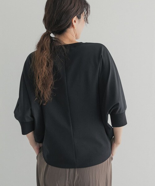 URBAN RESEARCH DOORS（アーバンリサーチドアーズ）の「ニットドッキングドルマン プルオーバー（Tシャツ/カットソー・レディース・OFF WHITE/L.KHAKI/NAVY/BLACK/RED BEANS・Free）」の20枚目の写真