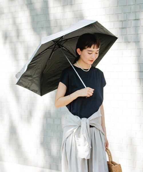 URBAN RESEARCH(アーバンリサーチ)の「晴雨兼用コンパクトアンブレラ(長傘・レディース・CHECK/IVORY/SILVER・-)」の2枚目の写真