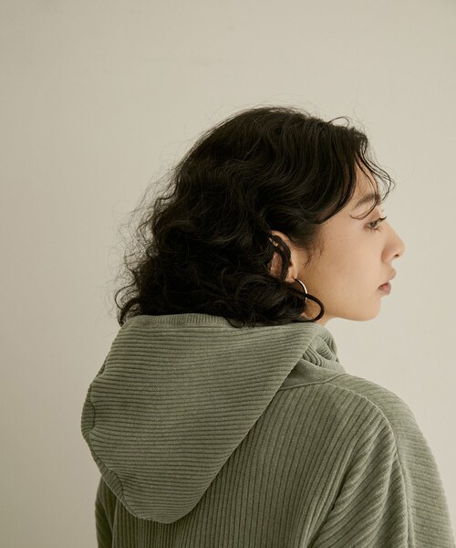 ADAM ET ROPE'（アダムエロペ）の「【極上の肌ざわり】バラクラバ-CreamyCotton /クリーミーコットン-（ストール/ショール・レディース・ブラック系/ホワイト系/モスグリーン/ピンク系・F）」の16枚目の写真