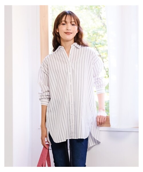 nissen（ニッセン）の「大きいサイズゆるシルエットストライプシャツ（シャツ/ブラウス・レディース・ピンク系/グレイッシュブルー系/サックス系/オフホワイト系/黒系・L~LL相当/3L~4L相当/5L~6L相当/8L相当/10L相当）」の5枚目の写真
