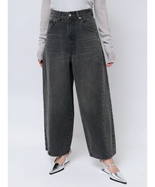 MERCURYDUO（マーキュリーデュオ）の「【OUNNOUN】バレルレッグデニム（その他・レディース・オフホワイト/グレー/ブルー・S/M）」の12枚目の写真