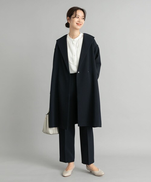 URBAN RESEARCH DOORS(アーバンリサーチドアーズ)の「ダブルクロスガウンコート(テーラードジャケット・レディース・L.BEIGE/NAVY・M)」の21枚目の写真