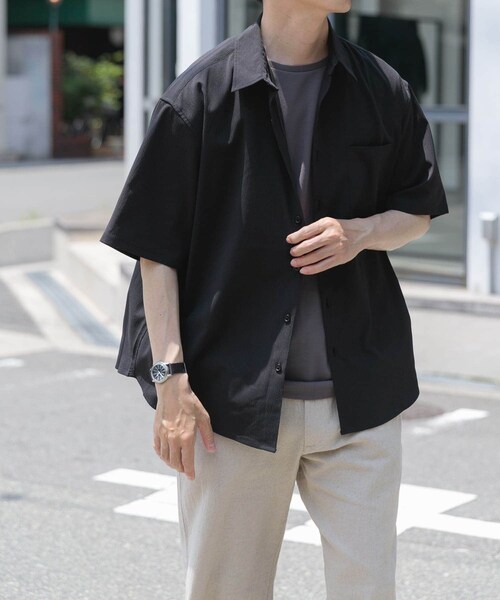 ITEMS URBANRESEARCH(アイテムズ アーバンリサーチ)の「ヨウリュウレギュラーカラー半袖シャツ(シャツ/ブラウス・メンズ・NVY/BRN/BLK・M/L)」の7枚目の写真