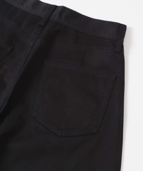 URBAN RESEARCH（アーバンリサーチ）の「コットンサテンカットオフカーブパンツ（その他パンツ・レディース・BEIGE/BLACK・36/38/40）」の13枚目の写真