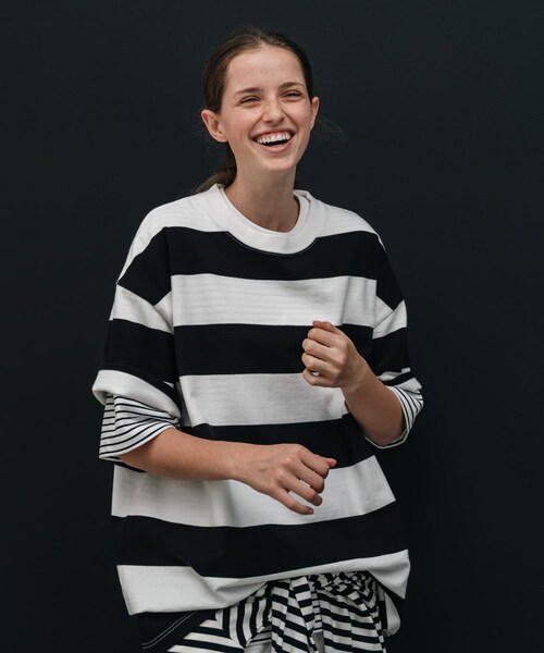 URBAN RESEARCH(アーバンリサーチ)の「dDdDdDd DAY 7 SHORT-SLEEVE T-SHIRTS(Tシャツ/カットソー・メンズ・SATURDAY・S/M/L/XL/XXL)」の4枚目の写真