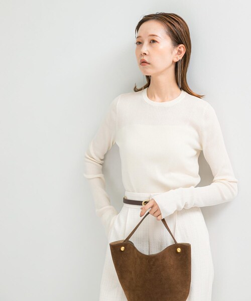 URBAN RESEARCH ROSSO（アーバンリサーチロッソ）の「シルク混リブデザインニット（ニット/セーター・レディース・WHITE/CREAM/GRAY/D/NAVY・FREE）」の6枚目の写真