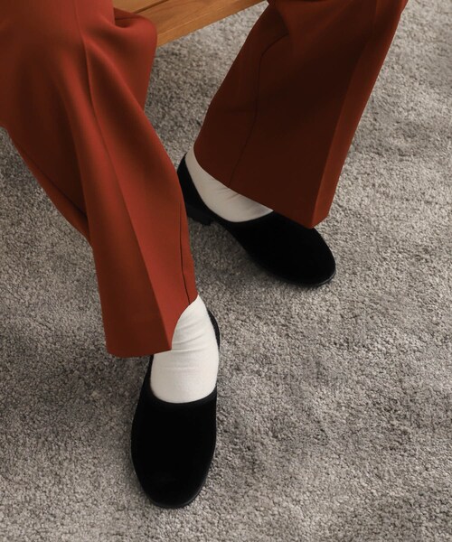 URBAN RESEARCH DOORS（アーバンリサーチドアーズ）の「JAVERFLEX　ベロアスリッポン（スリッポン・レディース・NOIR/MARRON・36/37/38）」の3枚目の写真