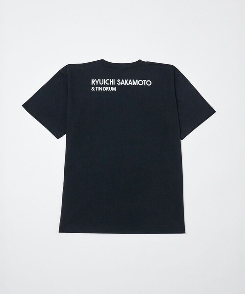 ADAM ET ROPE'(アダムエロペ)の「【KAGAMI+ Ryuichi Sakamoto × 10Culture / ADAM ET ROPE'】KAGAMI+ PHOTO TEE(Tシャツ/カットソー・レディース・ブラック/ブラック系/ホワイト/ホワイト系・L/M/XL)」の19枚目の写真