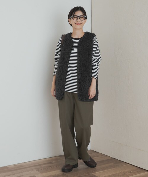 URBAN RESEARCH DOORS(アーバンリサーチドアーズ)の「リバーシブルボアベスト(テーラードジャケット・レディース・GREGE/CHARCOAL・M)」の11枚目の写真