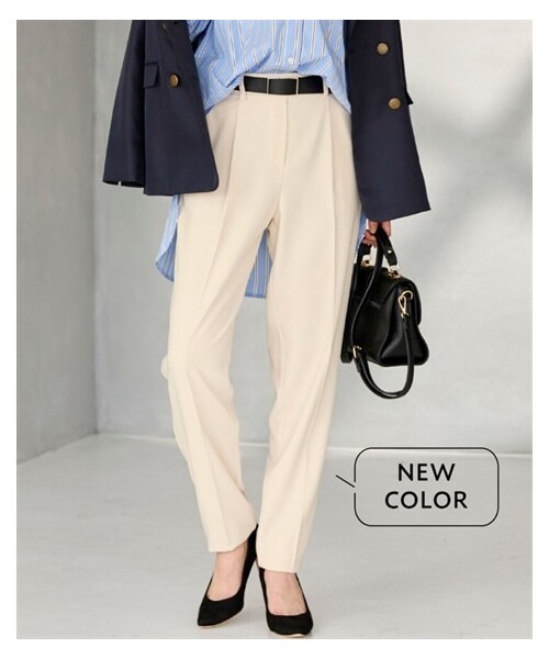 nissen（ニッセン）の「大きいサイズ こなれBEAUTYストレッチテーパードパンツ（ゆったりヒップ）(選べる２レングス)（パンツ・レディース・スモーキーグリーン/グレイッシュブルー/ネイビー/黒/オフホワイト・L/LL/3L/4L/5L/6L/8L/10L）」の3枚目の写真