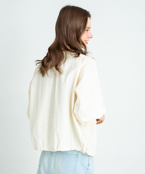 URBAN RESEARCH Sonny Label（アーバンリサーチサニーレーベル）の「ノーカラーギャザーブルゾン（ブルゾン・レディース・ブラック/ライトグレー/アイボリー・FREE）」の8枚目の写真