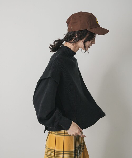 SENSE OF PLACE by URBAN RESEARCH（センスオブプレイスバイアーバンリサーチ）の「『一部WEB限定カラー』ストレッチショルダータックセーター（ニット/セーター・レディース・OFF WHITE/GRAY/MOCHA/RED/YELLOW/BLACK/BLUE・one/One）」の18枚目の写真
