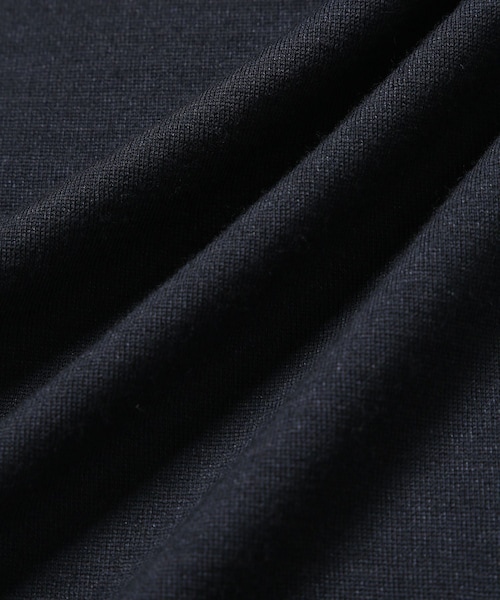 ADAM ET ROPE'(アダムエロペ)の「【NIKKE】ウール天竺 ロングスリーブ ニットT(Tシャツ/カットソー・メンズ・ブラック/ネイビー・L/M)」の20枚目の写真