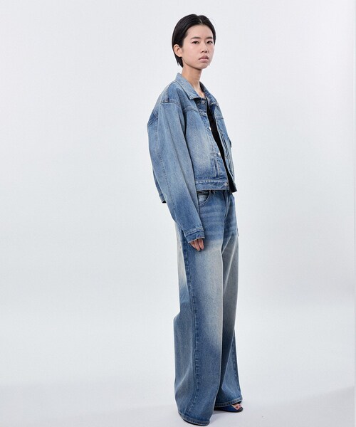 ADAM ET ROPE'(アダムエロペ)の「WASHED DENIM CROPPED JACKET(デニムジャケット・レディース・ブルー系・38/40/42)」の19枚目の写真