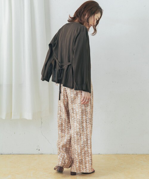 URBAN RESEARCH ROSSO（アーバンリサーチロッソ）の「リーフプリントワイドパンツ（その他パンツ・レディース・P/BEIGE/BEIGE・36/38）」の8枚目の写真