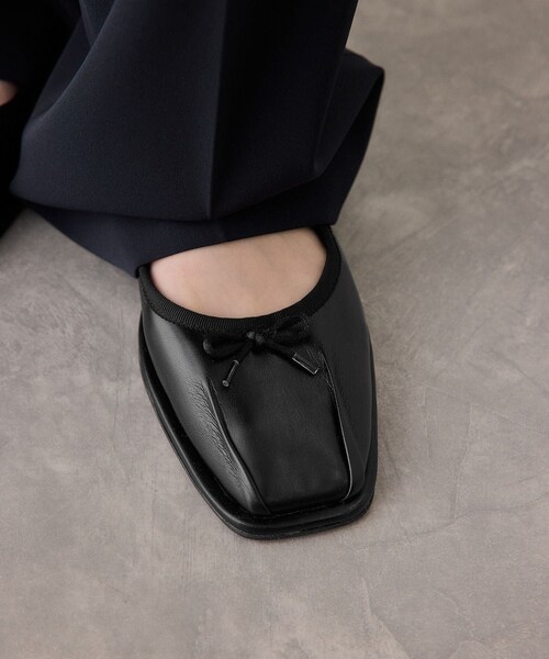 ADAM ET ROPE'（アダムエロペ）の「タックバレエシューズ（バレエシューズ・レディース・ブラック/ブラウン/ベージュ・23.0/23.5/24.0/24.5）」の21枚目の写真