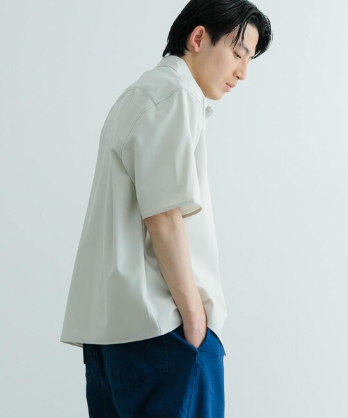 ITEMS URBANRESEARCH（アイテムズ アーバンリサーチ）の「ドライタッチ レギュラーカラー 半袖シャツ（シャツ/ブラウス・メンズ・IVO/MNT/BLU/CHA・M/L）」の15枚目の写真