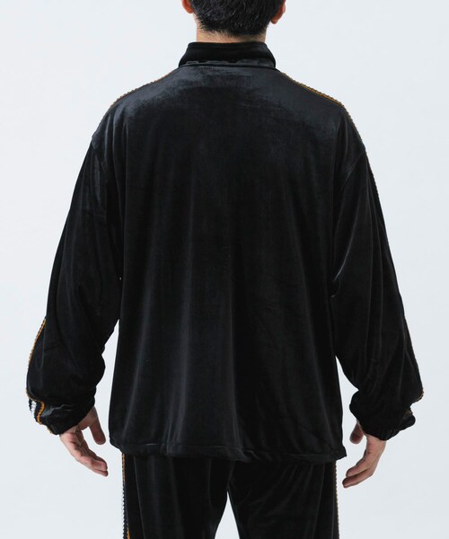 URBAN RESEARCH（アーバンリサーチ）の「The DUFFER N NEPHEWS　VELOUR TRACK JACKET（テーラードジャケット・メンズ・BLACK/NAVY・S/M）」の4枚目の写真