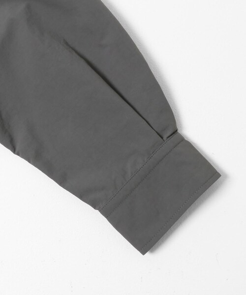 EKAL（エカル）の「『UR TECH』ナイロンタッサーロングスリーブシャツ（シャツ/ブラウス・メンズ・レイクサンリーフ/イエロー/ネイビー/グラファイト/レイクブルー・M/L/XL）」の15枚目の写真