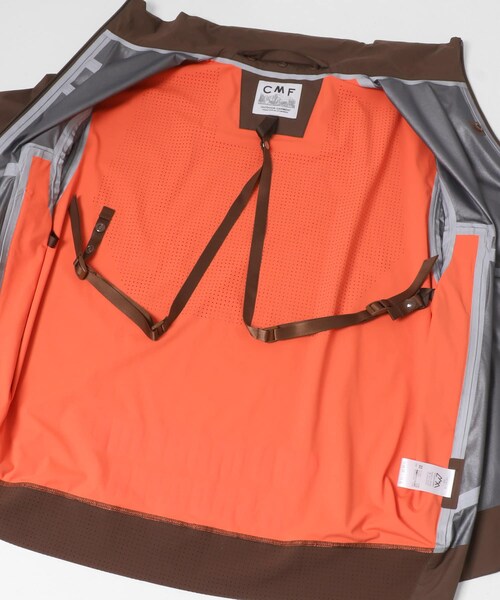 EKAL（エカル）の「CMF OUTDOOR GARMENT　DRIZZLER JK COEXIST BRIGHT（ブルゾン・メンズ・BLACK/D.BROWN・M/L）」の17枚目の写真