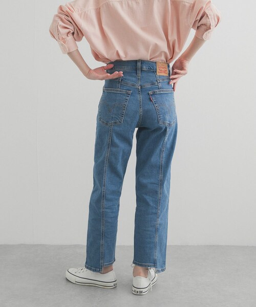 URBAN RESEARCH DOORS(アーバンリサーチドアーズ)の「LEVI’S Exclusive ANKLESEAMEDEAGE(デニムパンツ・レディース・ブルー・26/27/28)」の8枚目の写真