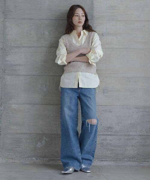 URBAN RESEARCH Sonny Label（アーバンリサーチサニーレーベル）の「メランジテープヤーンUネックニットベスト（ベスト・レディース・グレー系/ベージュ系・Free）」の21枚目の写真