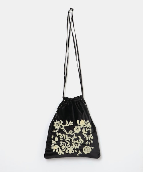かぐれ(カグレ)の「Khadi&co VELVET EMBROIDERY BAG(ショルダーバッグ・レディース・BK・Free)」の1枚目の写真