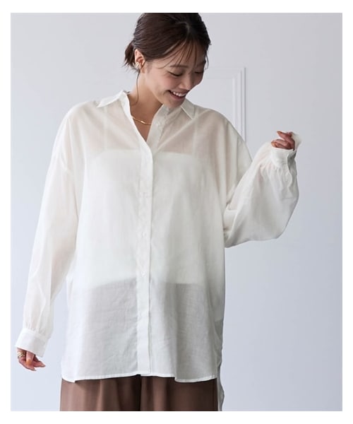 nissen（ニッセン）の「＜大きいサイズ＞綿100％60ローンシアーカラーシャツ（はっ水）（シャツ/ブラウス・レディース・オフホワイト/ロイヤルブルー/エメラルドグリーン/ダークブラウン/黒・L/LL/3L/4L/5L/6L/8L/10L）」の9枚目の写真