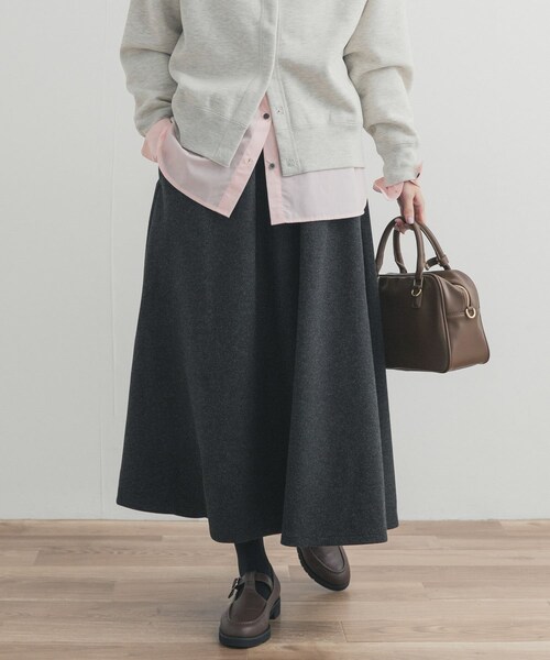 URBAN RESEARCH DOORS(アーバンリサーチドアーズ)の「カットギャザースカート(スカート・レディース・L.GRAY/MOCHA/CHARCOAL・Free)」の16枚目の写真